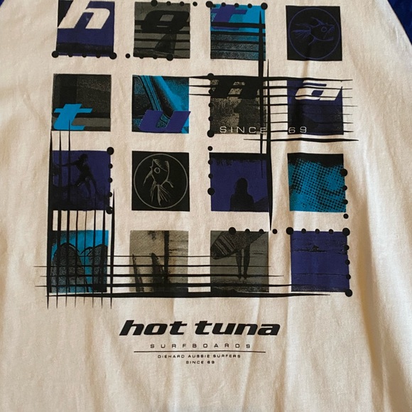 Lot of 2 Hot Tuna Surf Wear Australia T Shirts Men’s size Small Tee Shirt - Picture 2 of 13